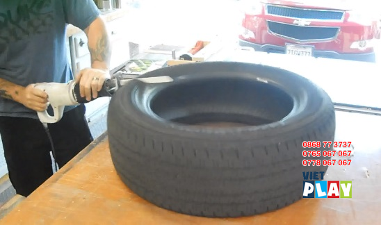 Cách làm bập bênh bằng lốp xe đơn